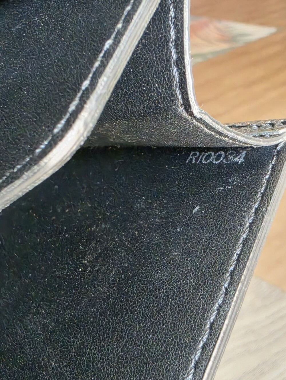 Authentic Louis Vuitton Luxury Men's Briefcase - Black/grey Leather - Picture 14 of 16
